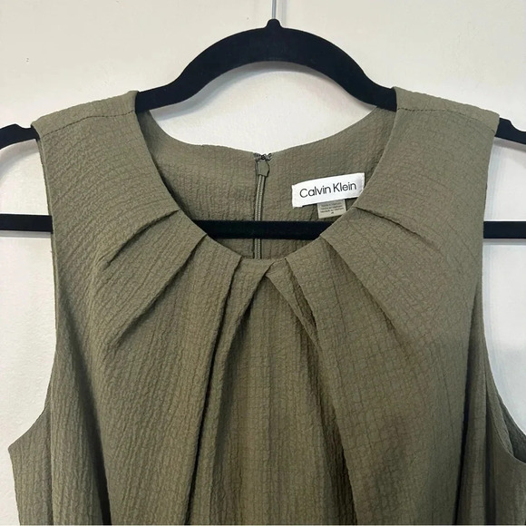 Calvin Klein Green Sleeveless Tie Waist Full Length Romper Size 4 GUC - Picture 4 of 12